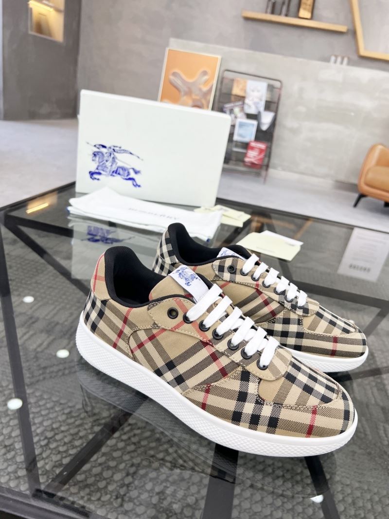 Burberry Low Shoes